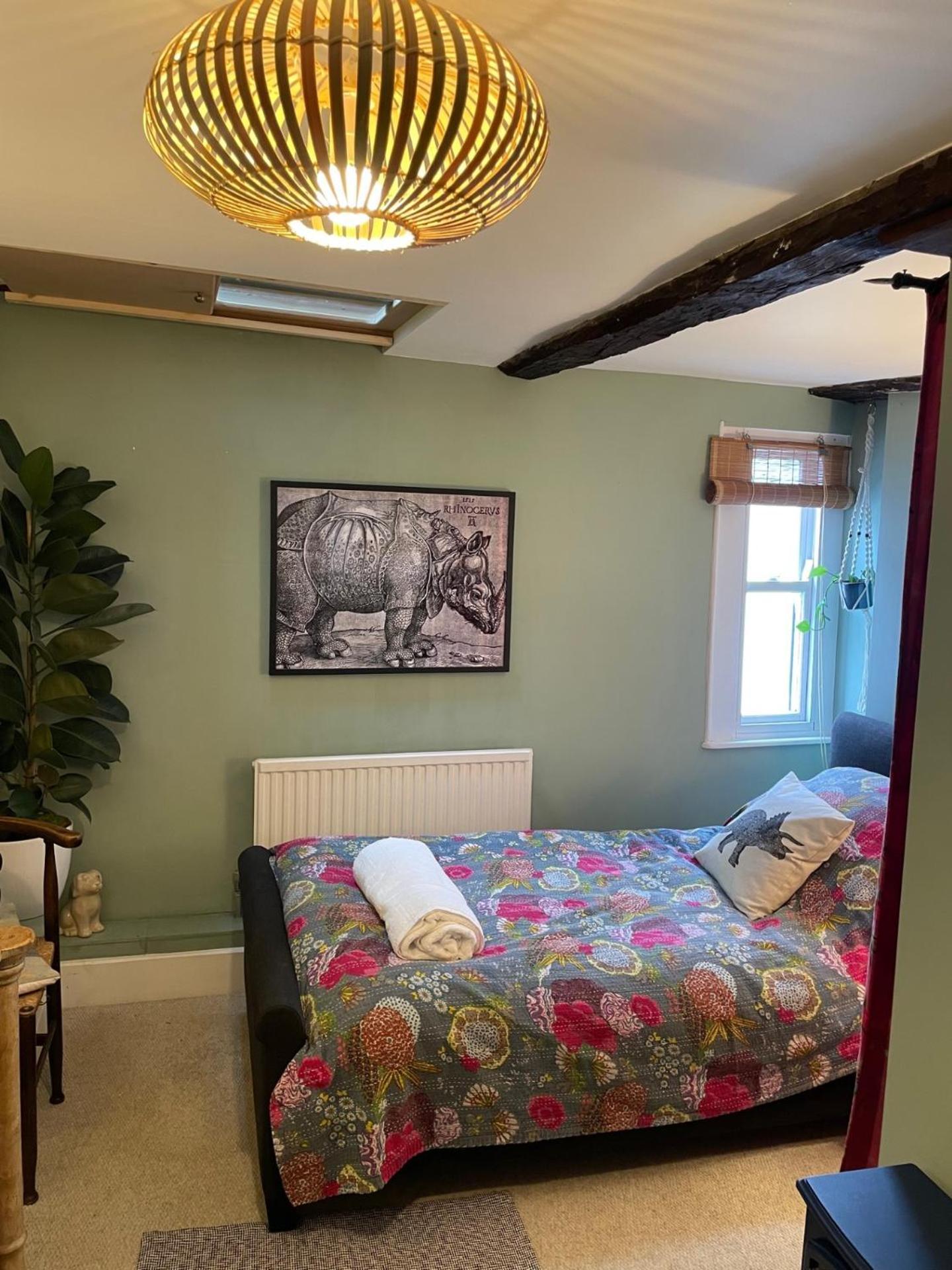 The Totnes Guest House. Upstairs At Zappa'S ภายนอก รูปภาพ